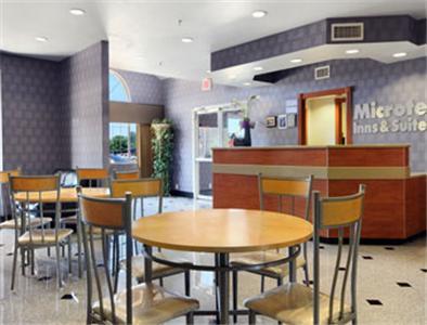 Microtel Inn & Suites By Wyndham Garland/Dallas Exteriör bild